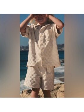 J Crew , Crewcuts Boys Cream Textured Button-Up Shirt & Shorts Terry Set, Sz 12